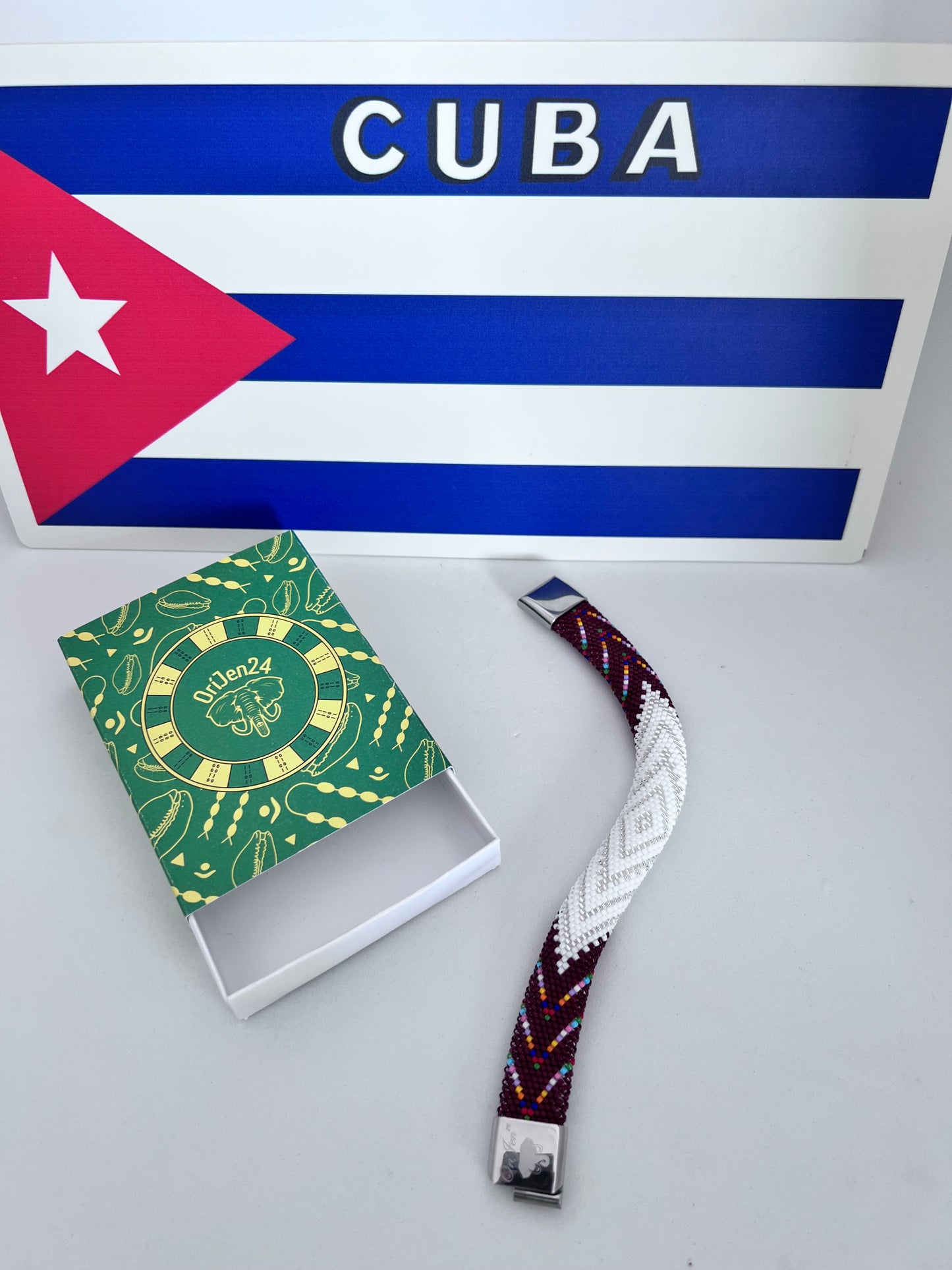 Idde de obbatala con oya.